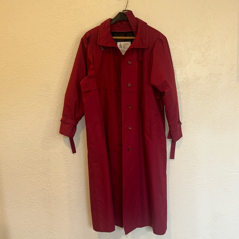 London Fog Sz 12 Vintage 70’s/80’s Red Trench Coat Jacket Belt Retro
